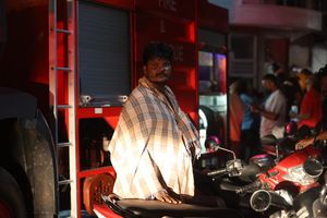 ސަލާމަތްވީ ފުރާނަ އެކަނި، މުޅި ހަޔާތާއި ދެ އެކުވެރިން ގެއްލިއްޖެ