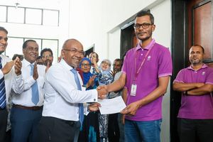 ނަޝީދުގެ ޑިމޮކްރެޓްސް އުފެއްދުމަށް 3,560 ފޯމު ހުށަހަޅައިފި