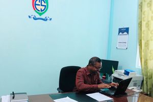 ލީޑިން ޓީޗަރުގެ ކުއްލި ވަކިވުމާއެކު ފީވަކު ހިތާމައެއްގައި
