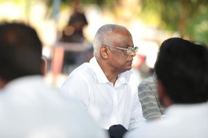 އިންތިހާބުގައި ރައީސަށް އިދިކޮޅު މީހުންނެއް ނެތް, ތިބީ ވާދަވެރިން