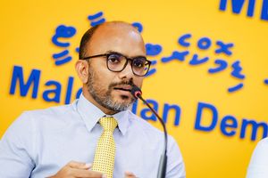 ހަރަދު ކުޑަނުކޮށް ޓެކްސް ބޮޑުކުރުމުގެ މާނައެއް ނެތް: އަމީރު