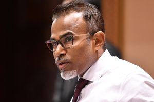 ބަޖެޓު ކުރިއަށް ގެންދެވޭނީ ނަޝީދުގެ މައްސަލައަށް ފަހު: ރިފްއަތު