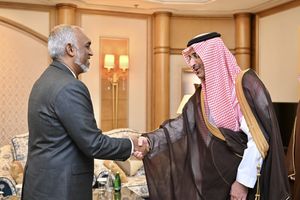Muizzu meets with CEO of Saudi Fund