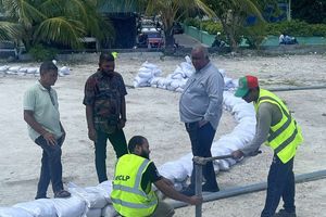 އުސްފަސްގަނޑުގައި ރައީސް ބައިބަލާ ކޯޓެއް އަޅައިދީފި