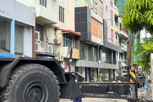 އަލިފާނާ ގުޅިގެން ތިން ވިޔަފާރިއެއް ހުއްޓިފައި ހުންނަތާ 5 ދުވަސް