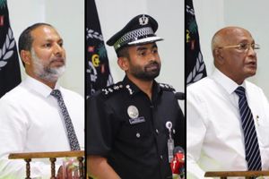 ރާއްޖެ މަސްތުން ސަލާމަތް ކުރަން ވެރިން އަތުކުރި އޮޅާލައިފި