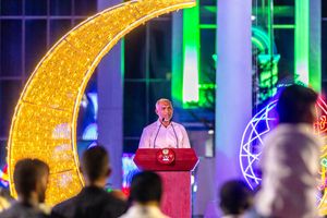 އީދު ބޮކި ފޮނުވާ ރަށްތަކުގެ ލިސްޓުން އޮމަދޫ އުނިކުރި މައްސަލައެއް