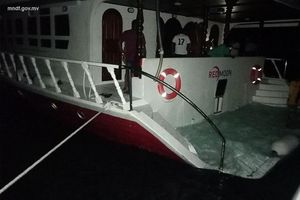 މަޑިފުށި ފަރަށް ސަފާރީއެއް އަރައިގެން ސިފައިން ހަރަކާތްތެރި ވަނީ 
