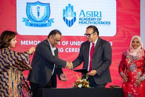 އެމްއައި ކޮލެޖުން ލަންކާގެ އާސިރީ އެކެޑެމީއާ ގުޅިއްޖެ
