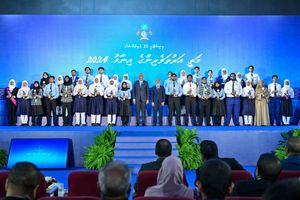 ސްކޫލު ތައުލީމު ނިންމަންޖެހޭ މަރުހަލާ ގްރޭޑު 12 އަށް ބަދަލުކުރަނީ