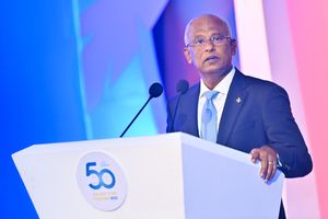 ރައީސް ވެސް ފާހަގަކުރެއްވީ ނުހެދޭ ރިސޯޓުތަކުގެ މައްސަލަ