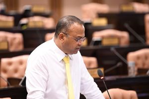 ފްލެޓު ދޭން ނިންމި ދޯހަޅި އުސޫލަކުން: އަނދުން ހުސައިން
