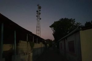 ފީވަކުގައި ކަރަންޓެއް ނެތް