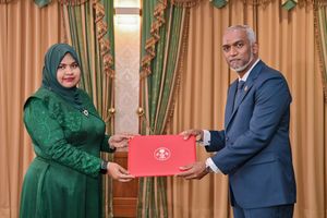 ޝަމްނާޒް އަދި ކޮއްކޮ ދޫކޮށްލީ ބަންދުގައި ބައިތިއްބަން ނުފެންނާތީ
