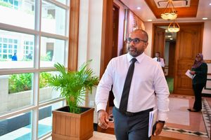 އިހުސާން ހޮޅުދޫއަށް ދިޔައީ ވައުދުވީ ދުވަހަށްވުރެ ކުރިން