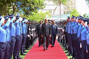 ސިފައިންނާއި ފުލުހުންގެ ގާނޫނީ ވާޖިބު ހަނދާން އާ ކޮށްދީފި