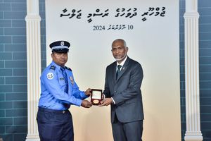 މައްސަލަތައް ހައްލު ކުރަން ރައީސް އެދިވަޑައިގަތީ އެއްބާރުލުމަށް 