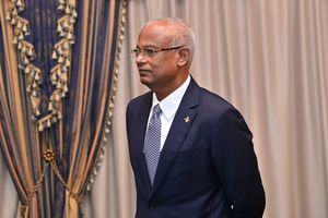 ރައީސް މާދަމާ ގައުމާ މުހާތަބު ކުރައްވަނީ