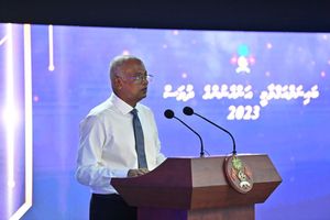ސިޔާސަތު ހެދުމުގައި އަންހެނުންގެ ދައުރު އިސްކުރަންޖެހޭ: ރައީސް