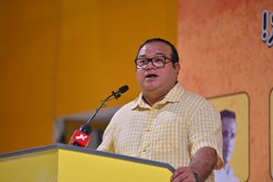 ހުލާސާކޮށް އިއްޔެ: ޔާމީނުގެ ޝަރީއަތް ލަސްވާ މައްސަލަ ހުށަހަޅަނީ