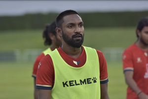 މަގާމު ދަމަހައްޓަން ރަނގަޅަށް ކުޅެން ޖެހޭ: އުމެއިރު