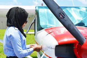 ފްލައިން ސްކޫލް ދަރިވަރުންނަށް ދެން އޮތީ ކޮން ގޮތެއް؟