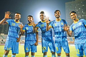 އަބަހާނީ އިން ހުށަހެޅީ އީގަލްސް މެޗު ނޭޕާލްގައި ކުޅެން 
