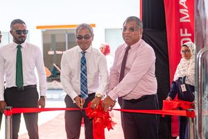 BML inaugurates dollar ATM in Kulhudhuffushi