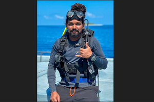 ފަރެސްމާތޮޑާގެ މި މަސްވެރިޔާއަށް ޔޫޓިއުބުގެ ސިލްވާ ޕްލޭ ބަޓަން