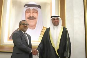 Maldives and Kuwait hold official talks