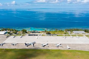 ގަން އެއާޕޯޓް މަޝްރޫއަށް 7 ކުންފުންޏެއް ޕްރީކޮލިފައި ވެއްޖެ