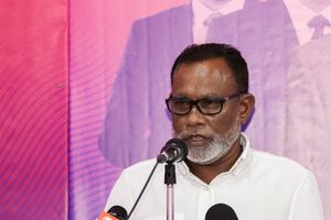 ކޯލިޝަން ހަދަން އަންނަން ޖެހޭނީ ޝަރުތެއް ނެތި: އަބްދުއްރަހީމް