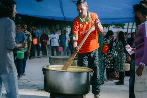އެއްބައިވަންތަކަމާއެކު ބާރަށު ރައްޔިތުން އީދަށް ކިޔާ މަރުހަބާ