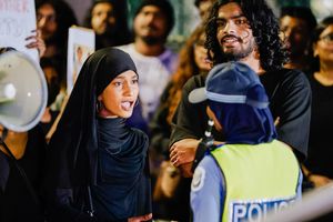 ޔުމްނުގެ ހައްގުގައި ބާއްވާ އެއްވުމުގައި ގިނަ އަދަދެއްގެ ޒުވާނުން