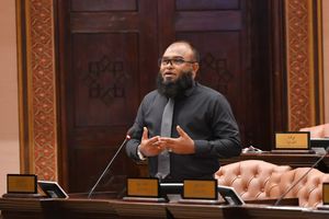 ޑްރައިވަރުން މަގުމައްޗަށް ނުކުތީ ޑިމާންޑުތަކަށް އިޖާބަ ނުދިނުމުން