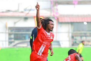 ހުރާ އާއި ސިފައިން އެއްވަރު