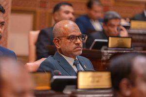 ވެންޓިލޭޓަރު ވިއްކި ކުންފުނީގެ ވެރިޔާ ހޯދަން ރެޑް ނޯޓިސް ނެރެނީ