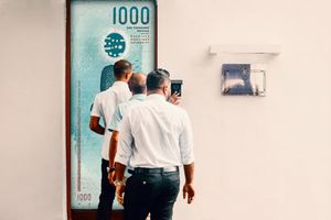 Yameen accuses President of "buying out" PNC MPs