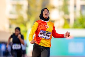 އަހުނާ އަށް ހުއްޓުމެއް ނެތް، 200 މީޓަރު ރޭސް ވެސް ކާމިޔާބުކޮށްފި