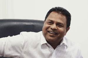 "އައްޑޫގެ ކަރަންޓު މައްސަލައަށް ފުރިހަމަ ޕްލޭނެއް އެކުލަވައިލިން"