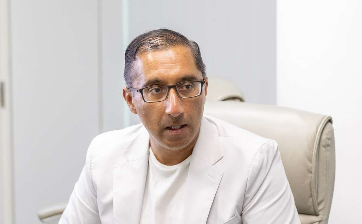 Premier League Ge Thajuribaakaaru Dr Zafar Kiyaidhenee Raajje Ah Oiy 